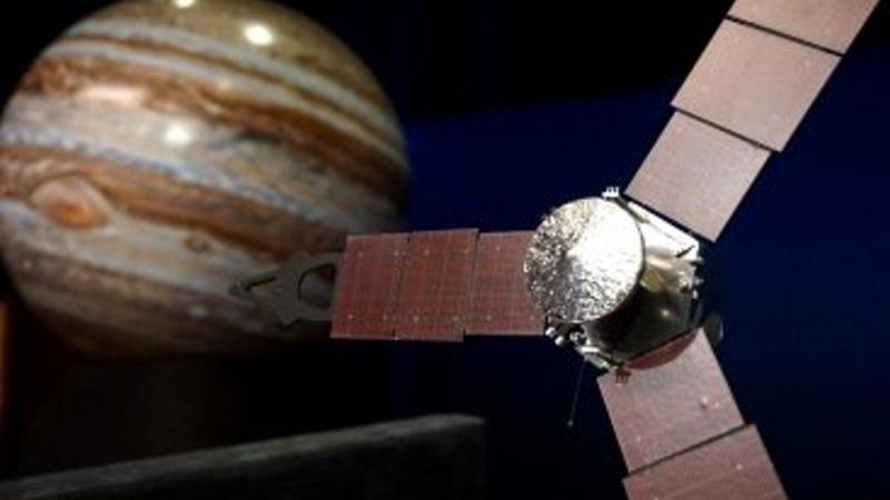NASA’dan bir keşif daha! NASA Jüpiter’in uydusunun fotoğraflarını yayınladı! 3
