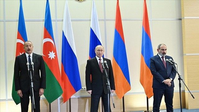 Paşinyan, Putin ve Aliyev Moskova'da buluştu! 3