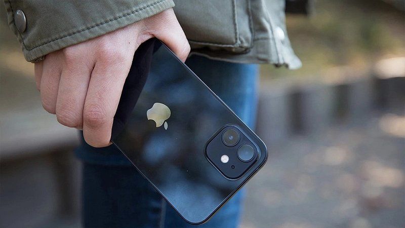 iPhone 16 çıkmadan haberleri gündeme geldi! iPhone 16 il iPhone 12 arasındaki benzerlik dikkat çekti! 3