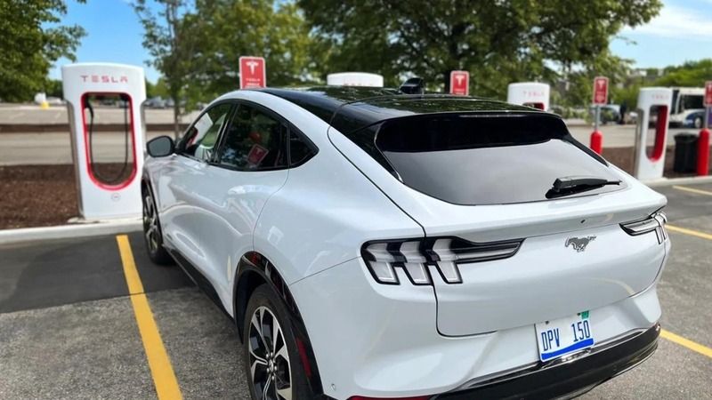 Ford ve Tesla, elektrikli araç müşterileri için büyük bir anlaşmaya imza attı! 3