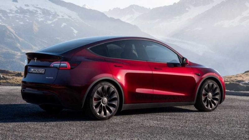 Elektrikli araçlar dünyayı ele geçiriyor: Tesla Model Y satış rekorları kırdı! 3