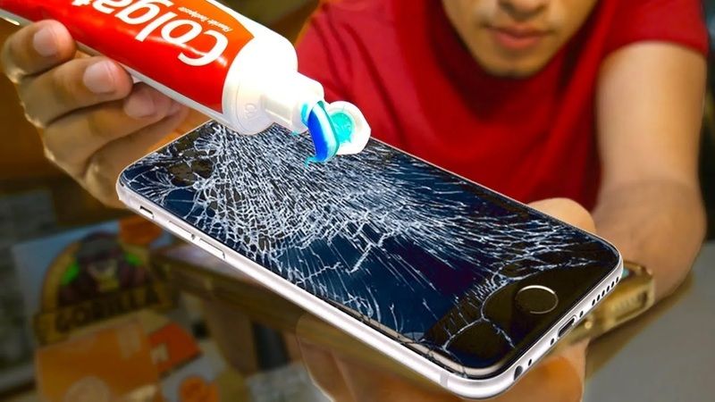 Akıllı cep telefonlarının ekran bakımı nasıl olmalıdır? Diş macunu ekranlarda ne işe yarıyor? 3