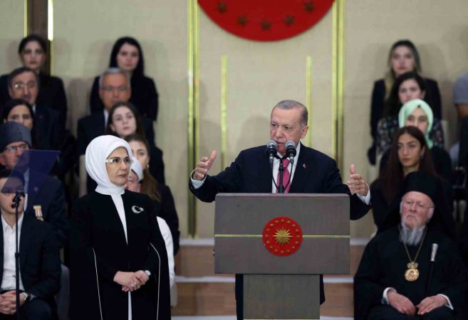 Cumhurbaşkanı Recep Tayyip Erdoğan 'KONUŞURKEN DÜNYA LİDERLERİ YANINDA YER ALDI' 2