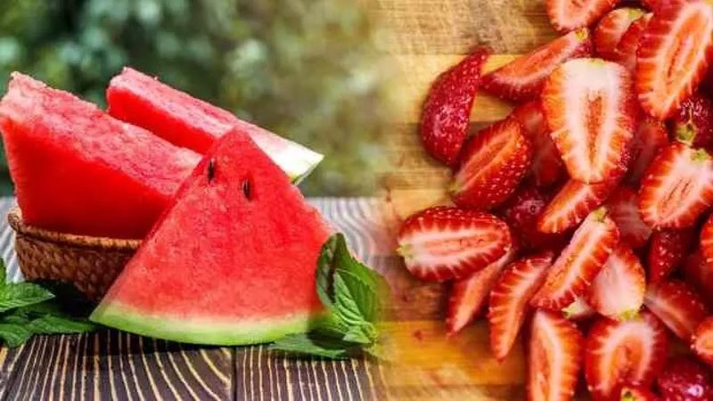 Yaz aylarının vazgeçilmezi olan meyve tüketiminde dikkat edilmesi gerekenler! Hangi meyvenin için hangi vitamin var? 1