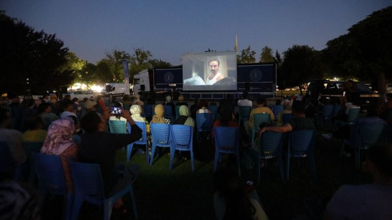 GAZİANTEP'TE Açık Hava Yeşilçam günleri yarın başlıyor! Sandalyesini kapan geliyor! Gaziantep Belediyesi Açık Hava Sineması Etkinlik Takvimi 2