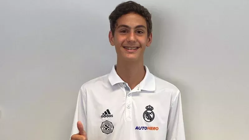 Arda Güler'den sonra o isim de Real Madrid'de! Barcelona’yı reddetti! İbrahim Kutluay’ın oğlu resmen imzayı attı! 14 yaşında büyük başarı… 2