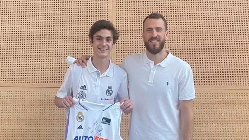 Arda Güler'den sonra o isim de Real Madrid'de! Barcelona’yı reddetti! İbrahim Kutluay’ın oğlu resmen imzayı attı! 14 yaşında büyük başarı… 3