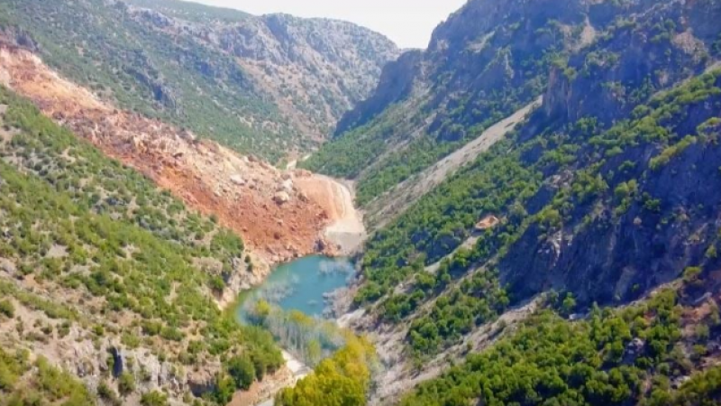 Depremde Gaziantep’te meydana gelen doğal oluşum tehlike saçınca devreye DSİ girdi: Derinliği 15 metreye ulaştı 1