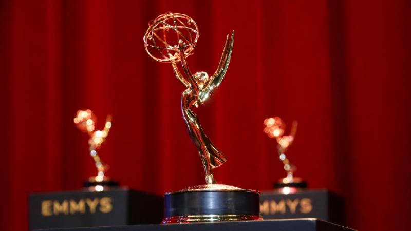 20 yıl sonra ilk kez ertelenen Emmy Ödülleri töreninin yeni tarihi belli oldu: Hiçbir oyuncu törene katılmayabilir 3