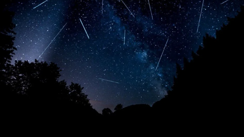 Gaziantep'te Bugün Gökyüzüne Bakın! Perseid Meteor Yağmuru Gaziantep'te En İyi Nerede İzlenir? Bir Daha Denk Gelemeyebilirsiniz... 2