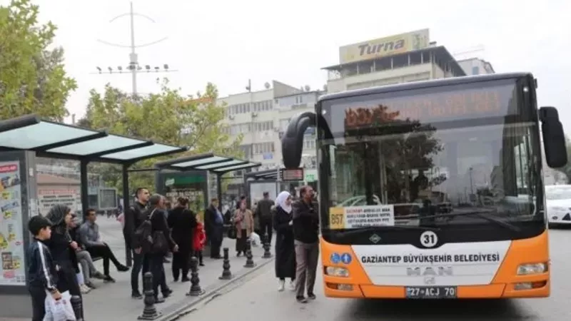 Gaziantep’te yaşayan 65 yaş üstü vatandaşlar dikkat: İki il için karar çıktı, ücretsiz toplu taşıma hakkı iptal edildi! 1