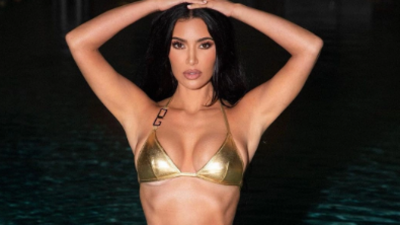 Kim Kardashian tanga bikinisiyle bisiklet turuna çıktı, o kareler sosyal medyada hızla yayıldı 1