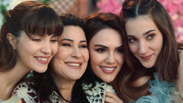Üç Kız Kardeş dizisinde final iddiaları! Kanal D açıklama yaptı 2