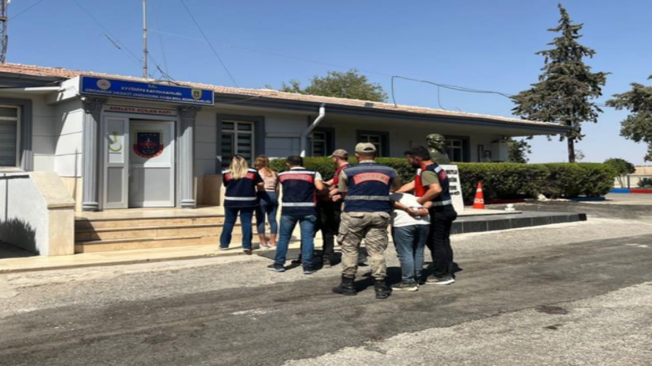 Gaziantep'te Aranıyolardı Şanlıurfa'da Yakalandılar... 138 Suç KAYDI Bulunan 3 Hırsız Yakalandı
