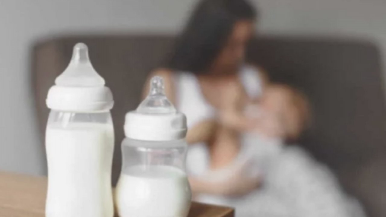 Anne sütü bebeğin ilk aşısıdır