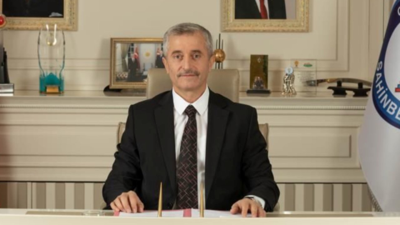 Şahinbey Belediye Başkanı Tahmazoğlu'ndan ŞOK KARAR! Mehmet Tahmazoğlu, 2024 yerel seçimlerinde Şahinbey’den aday olmayacağını açıkladı