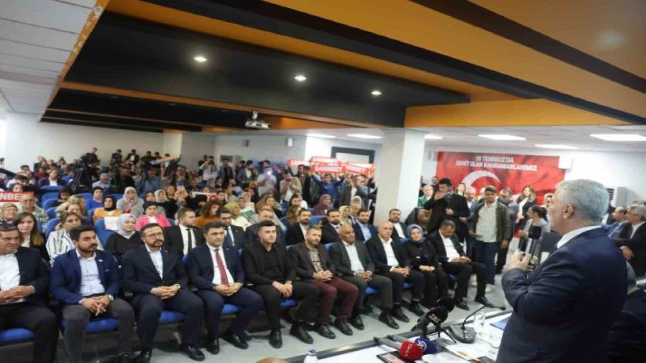 Bakan Bolat, AK Parti Gaziantep teşkilatı ile buluştu