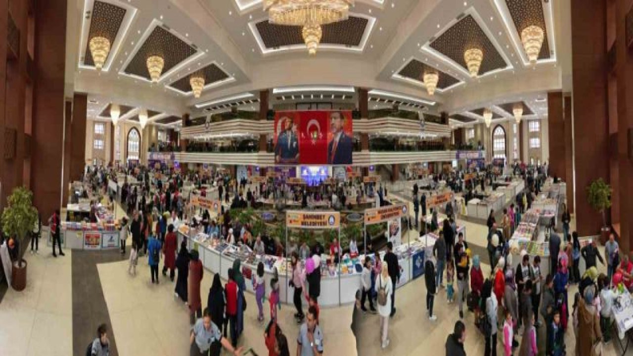 Şahinbey Belediyesi’nin kitap fuarına rekor katılım