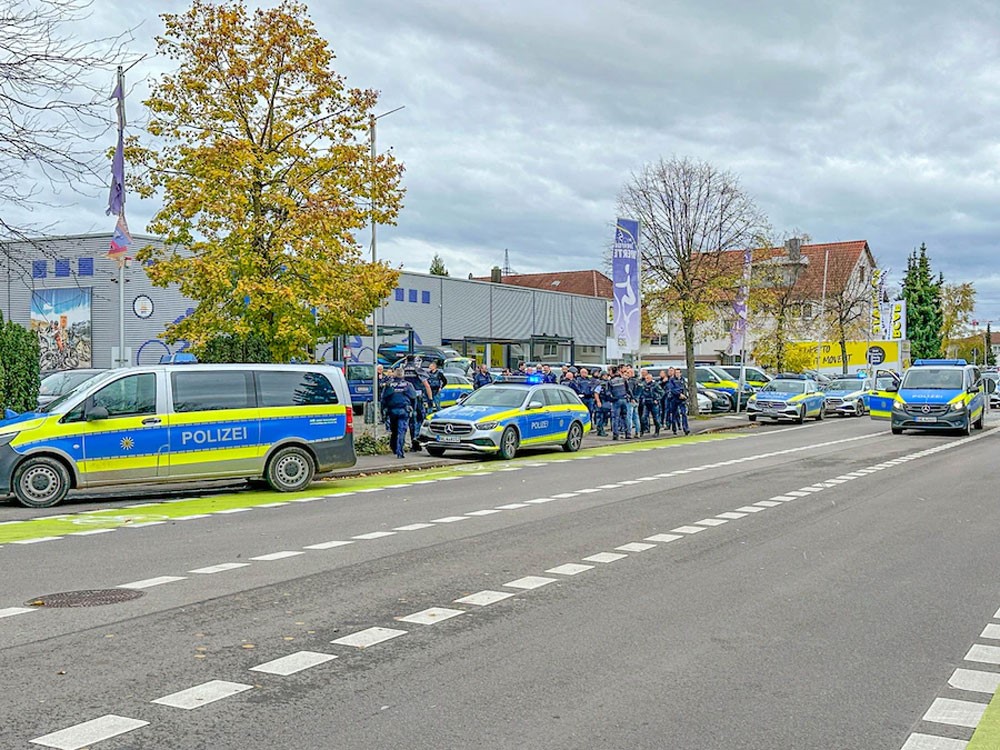 Almanya’da 15 yaşındaki çocuk sınıf arkadaşını başından vurdu