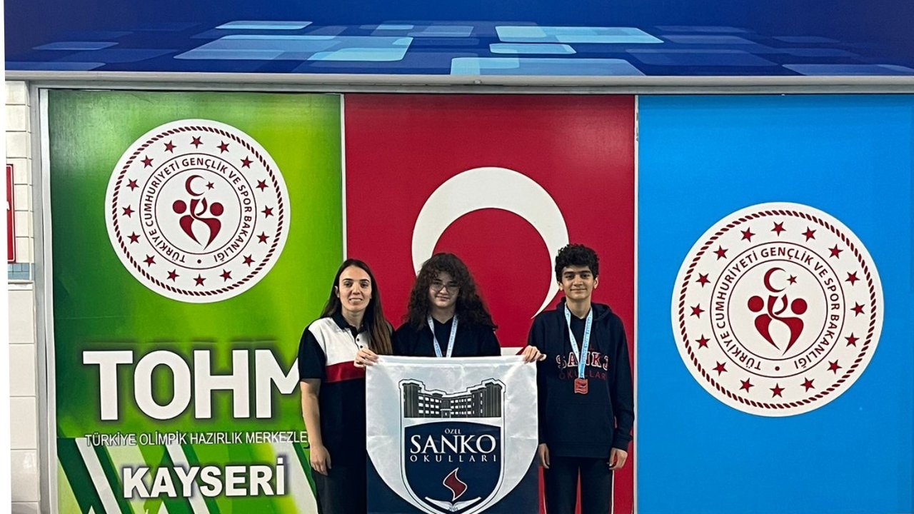 SANKO Okulları öğrencileri Türkiye Yüzme Şampiyonası'na gidiyor