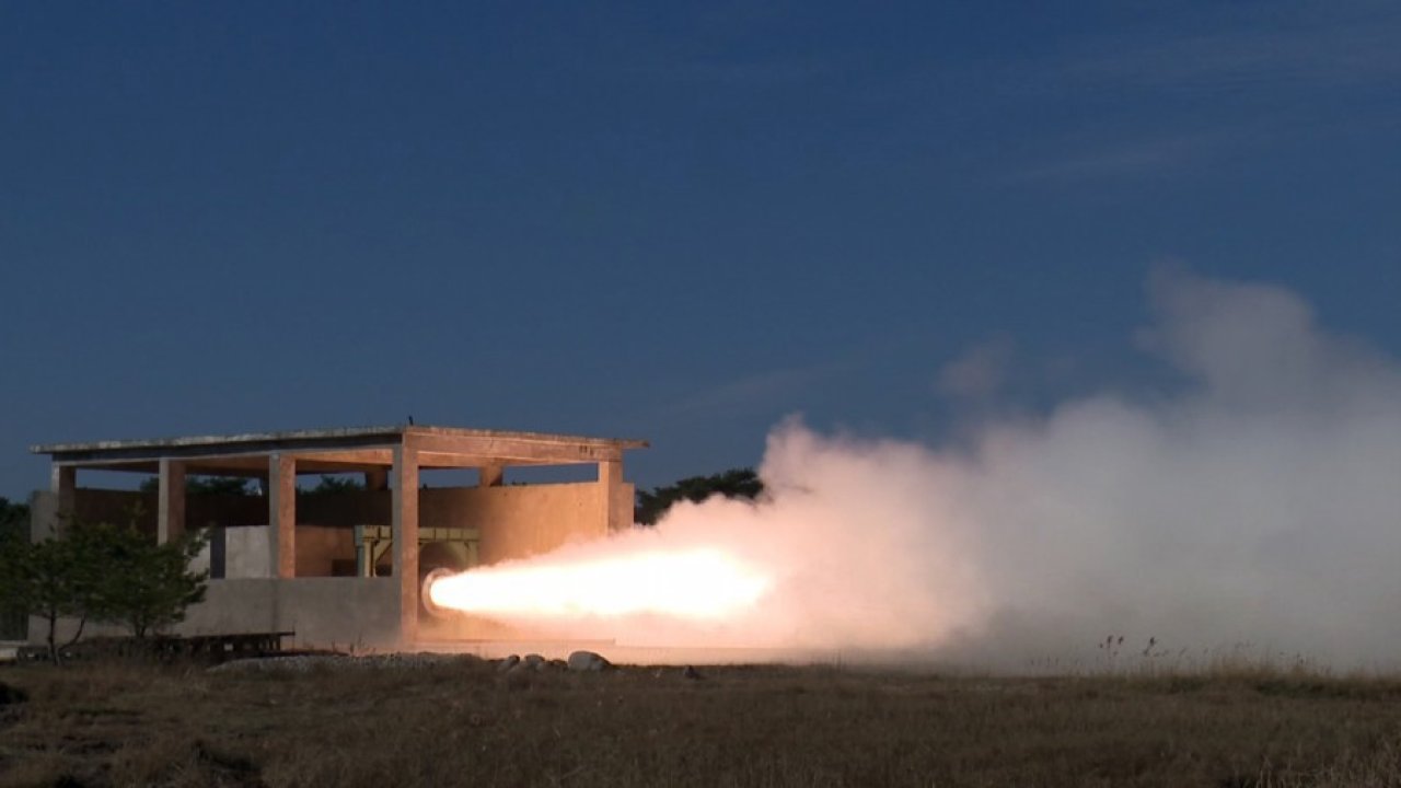 Kuzey Kore yeni tip füze motorlarını başarıyla test ettiğini duyurdu