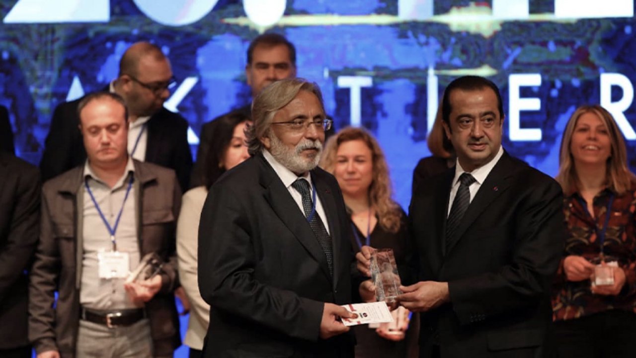 Gazeteci Cengiz Halil Çiçek, Sanko Holding’te 20. Yılını kutladı