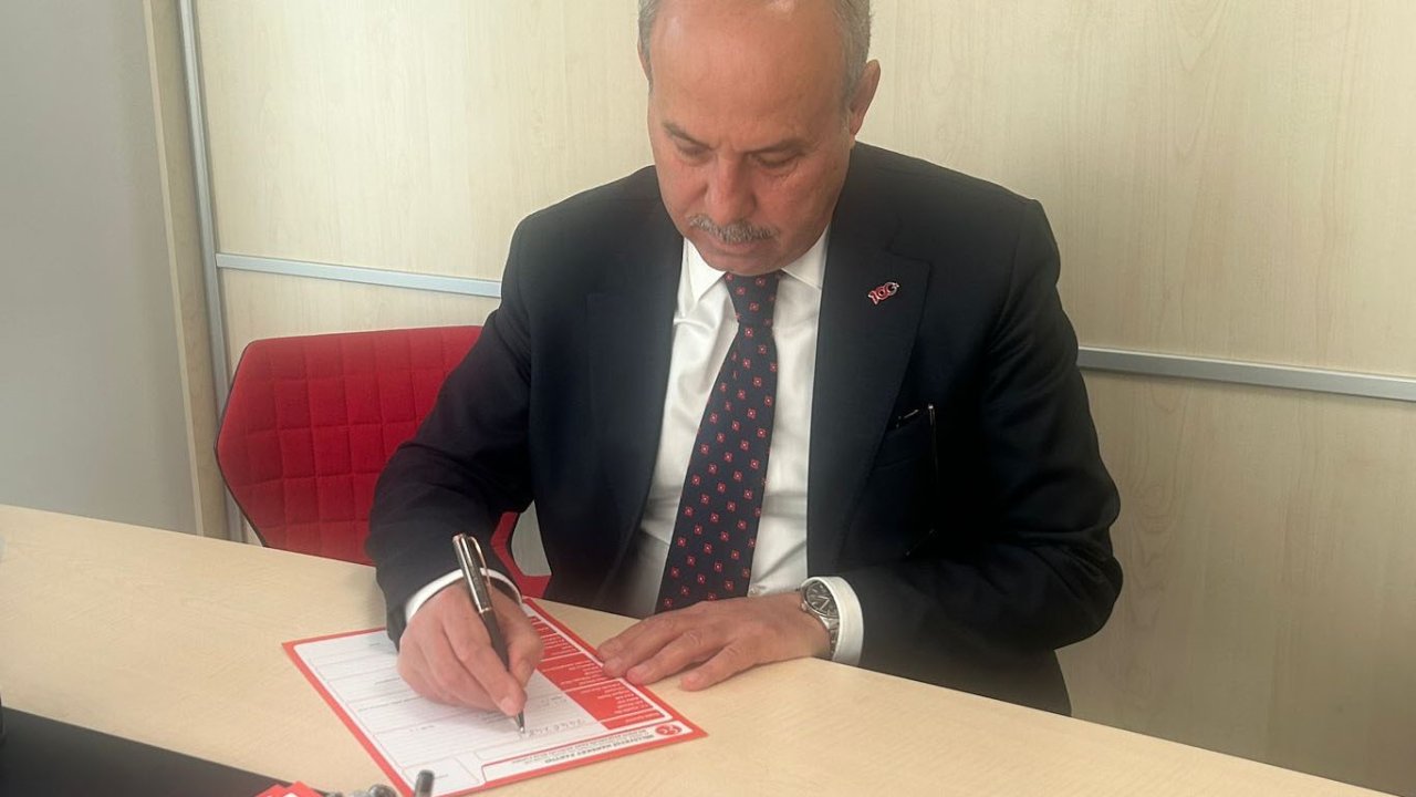 Oğuzeli Belediye Başkanı Mehmet Sait Kılıç, adaylık başvurusunu yaptı
