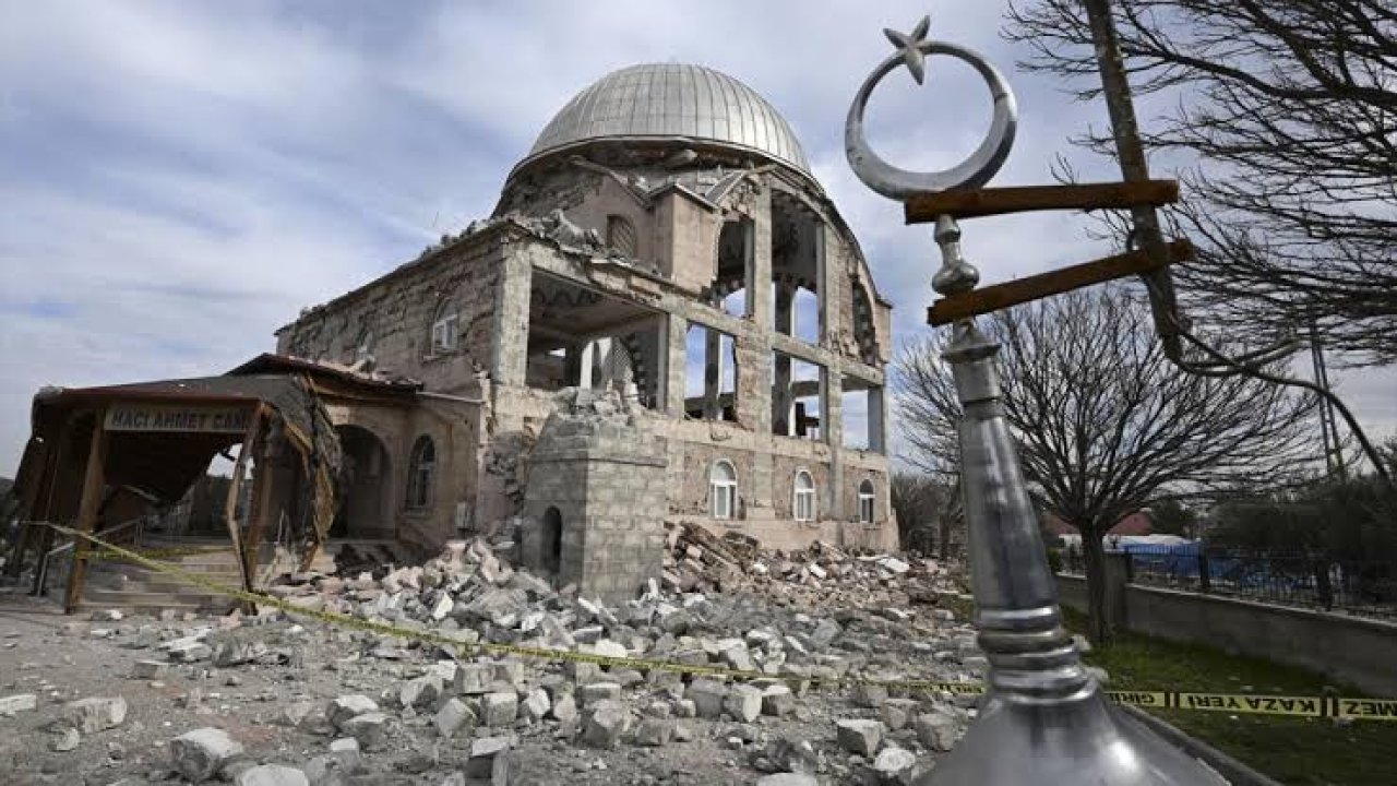 Gaziantep’teki hasarlı camiilerin akıbeti ne olacak! Ağır hasarlı ve orta hasarlı camiilerin sonu ne olacak?