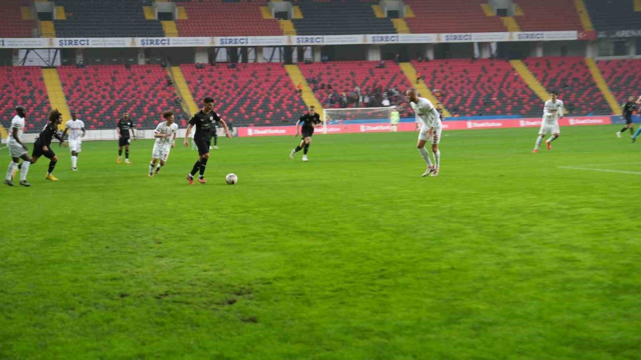 Müthiş Takım Gaziantep FK! Ziraat Türkiye Kupası: Gaziantep FK: 2 - Etimesgut Belediyespor: 1