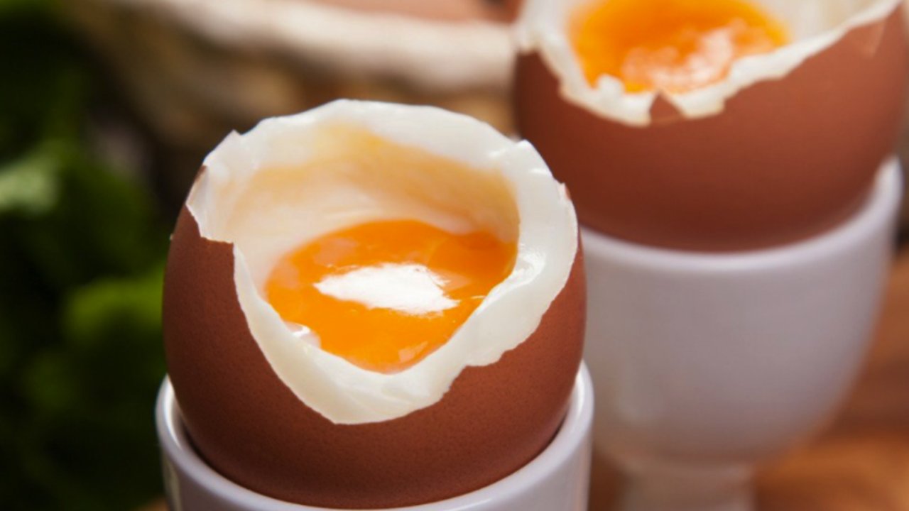 "Airfryer Mucizesi: Kayısı Tadında Mükemmel Yumurtanın Sırrı Çözüldü!"
