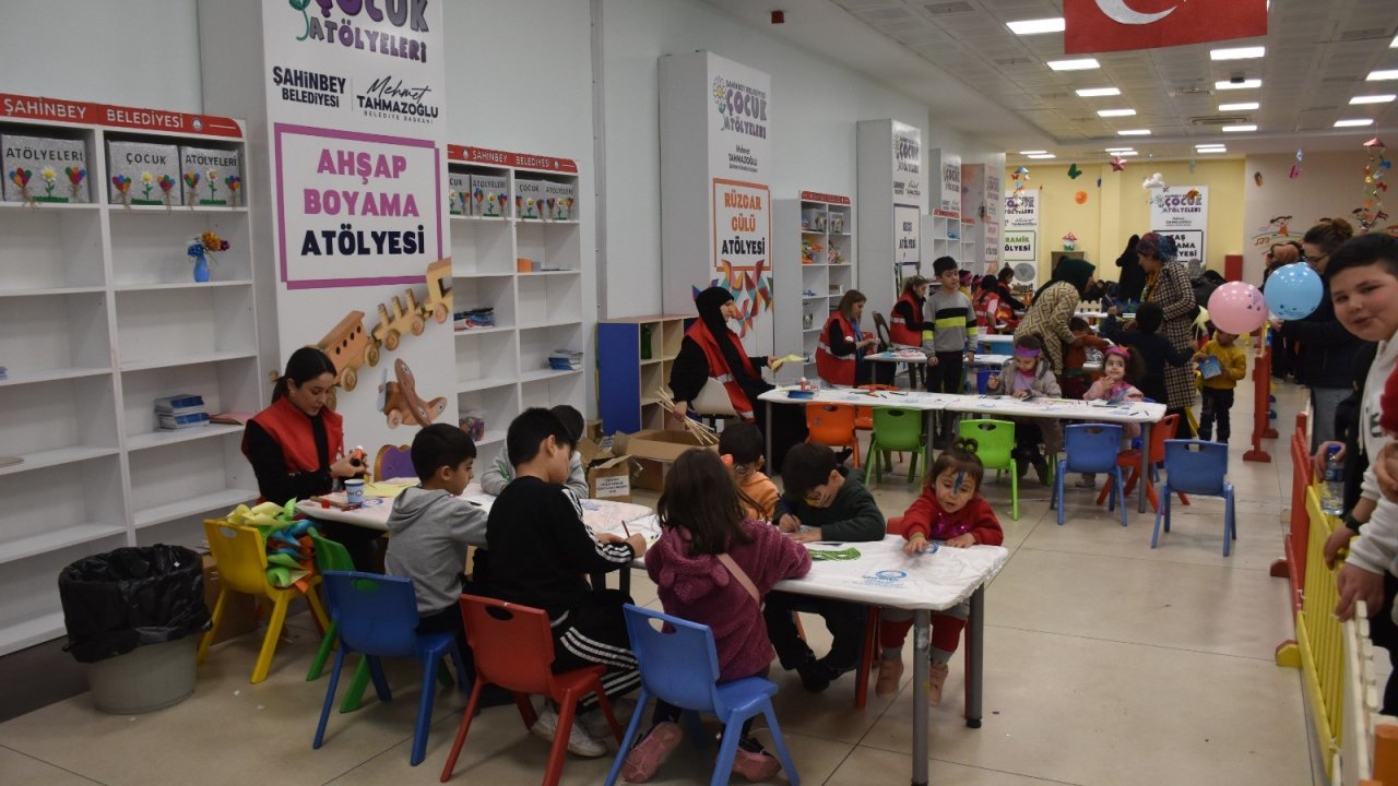 Şahinbey Belediyesi'nin Çocuk Şenliği 4 Şubat'a kadar devam ediyor