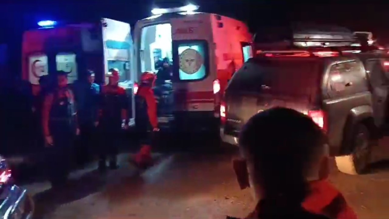 Gaziantep'te helikopter kazasında şehit olan pilotların naaşı morga kaldırıldı