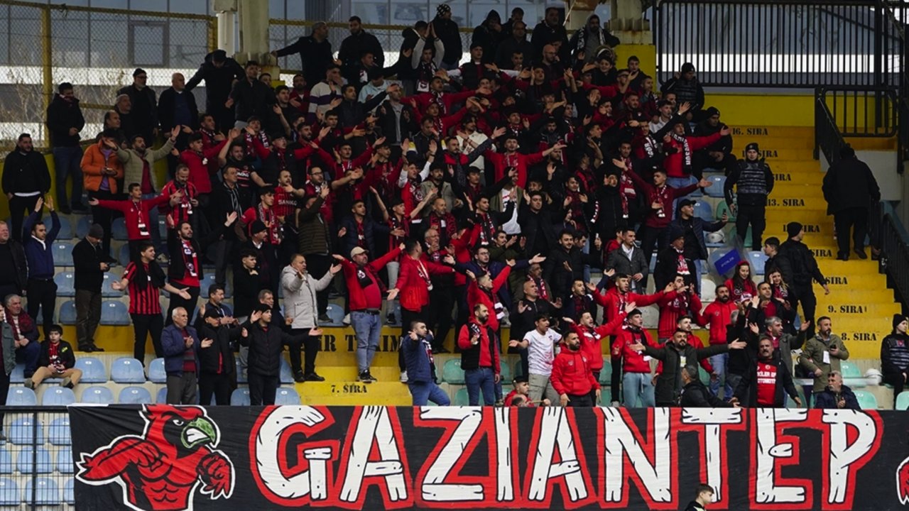 Gaziantep FK taraftarına hiç bir yer fark etmiyor...
