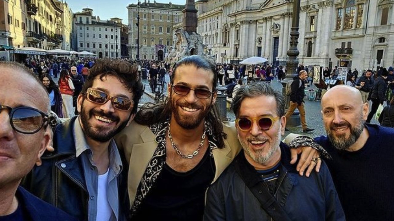 Ünlü Oyuncu Can Yaman, Roma'da Keyifli Bir Gün Geçirdi