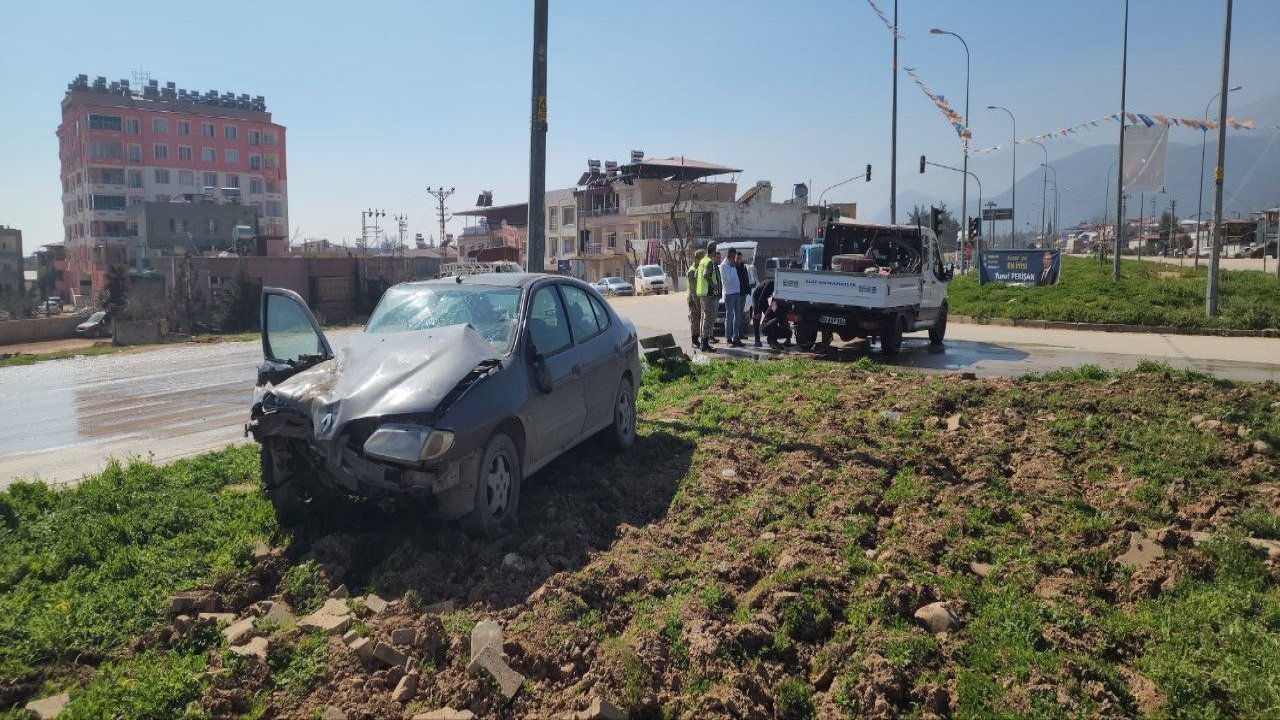 Gaziantep, Hatay yolunda trafik kazası: 2 yaralı