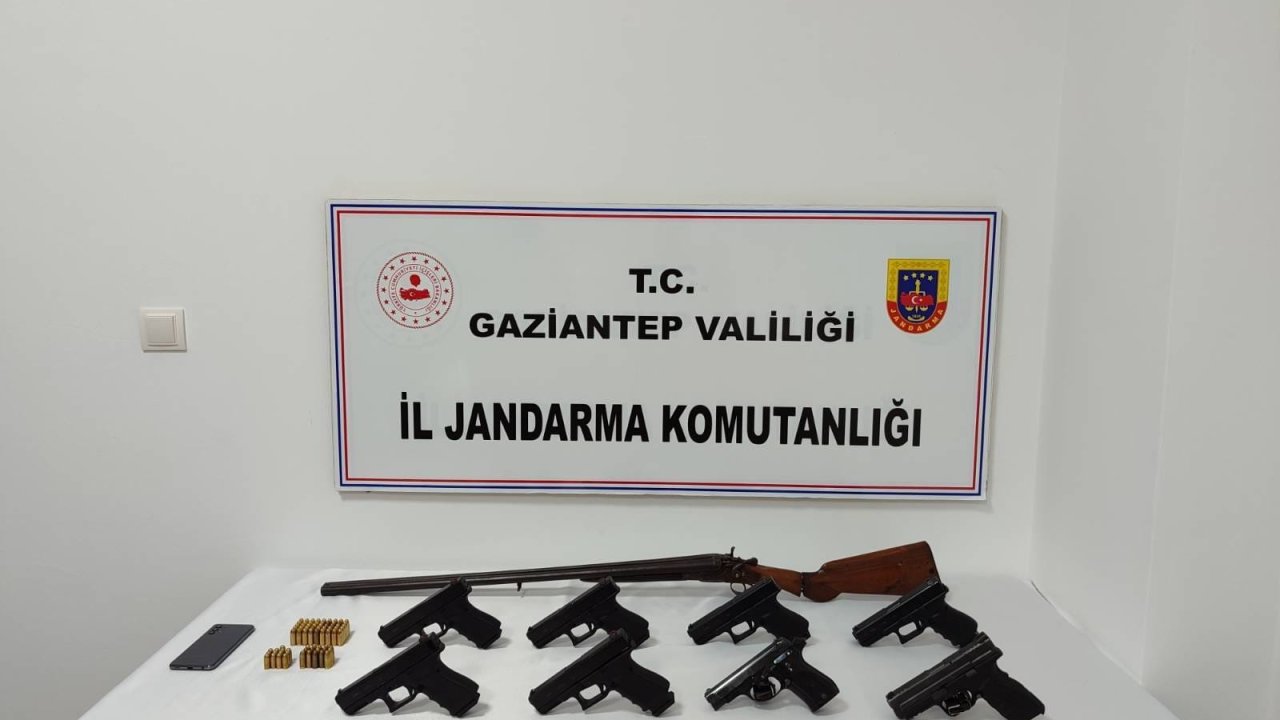 Jandarma'nın Gaziantep'te düzenlediği mercek operasyonunda 6 kişi gözaltına alındı