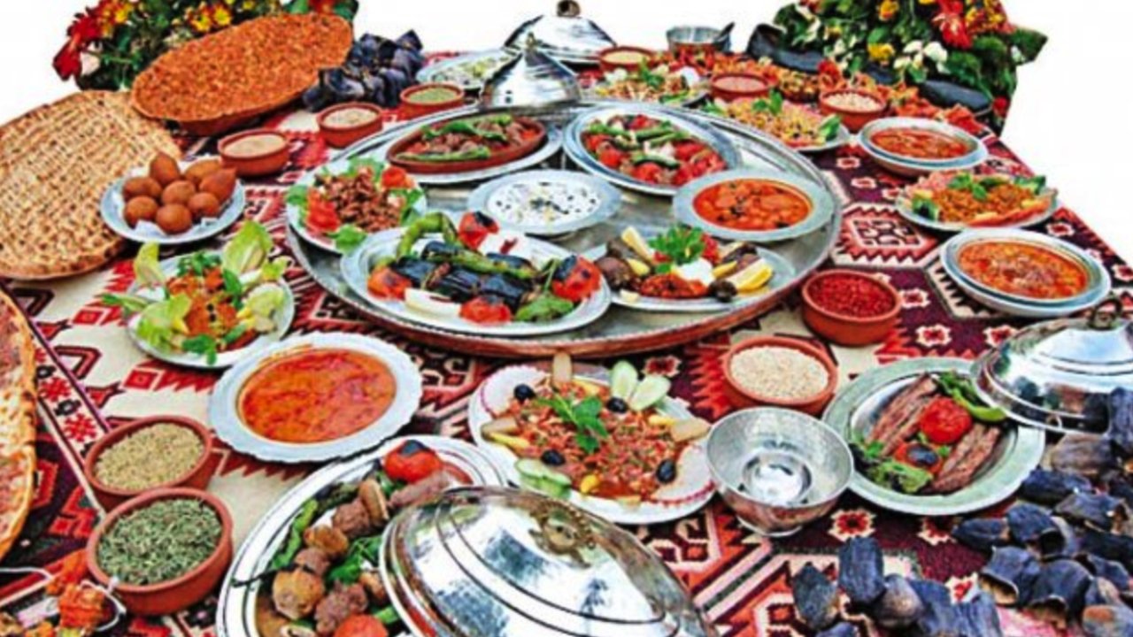 Gaziantep'te Sabah kahvaltısında ne yenir? Ciğer, Nohut Dürümü, Paça-Beyran! Gaziantep'te Nerede Ne Yenir?