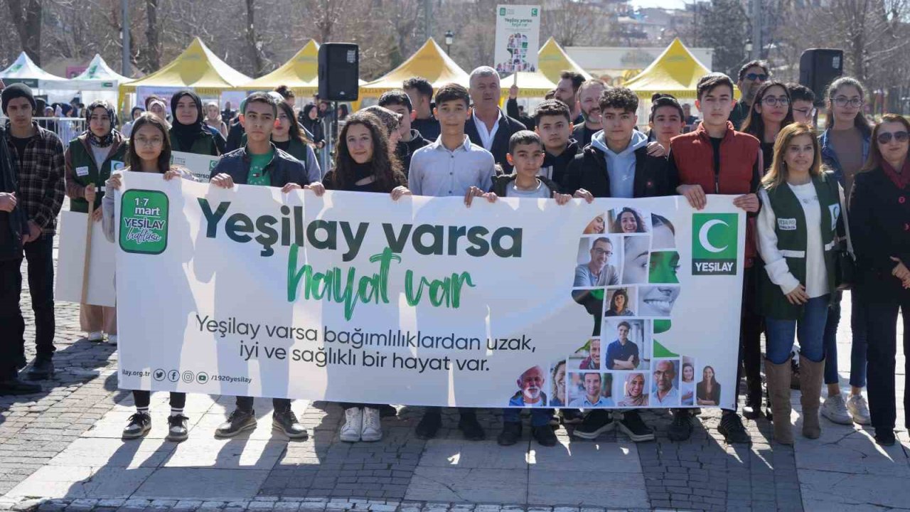 Gaziantep’te Yeşilay Haftası için farkındalık korteji