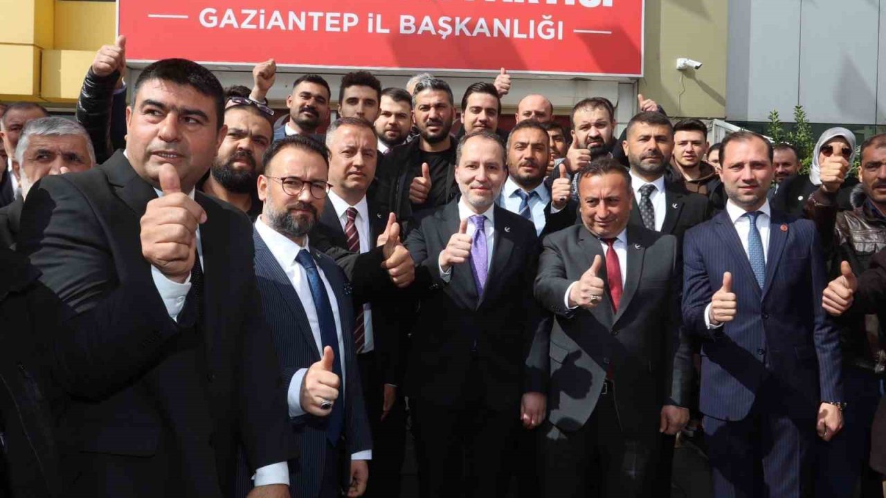 Gaziantep'te Konuşan Fatih Erbakan: "Kimseye seçimi kazandırmak ve kaybettirmek için girmiyoruz”