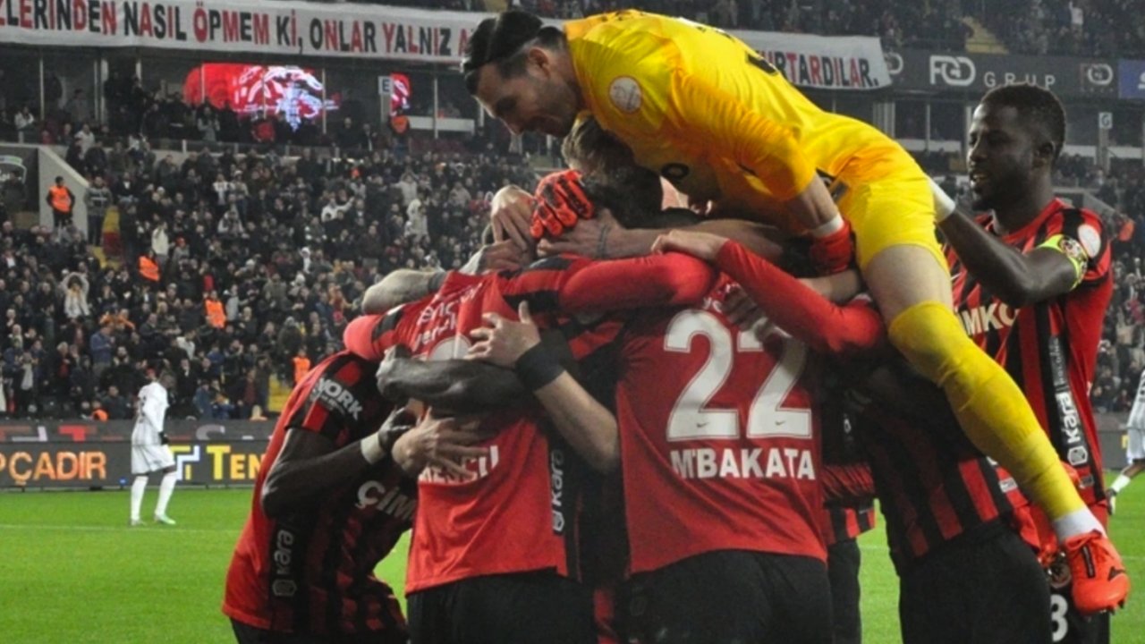Gaziantep FK Galibiyet İçin Tek Yürek Oldu!