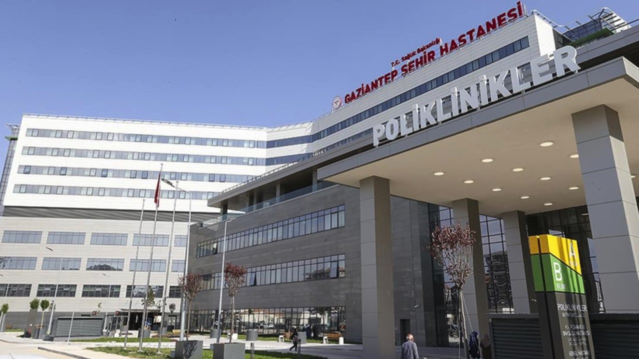 Gaziantep Şehir Hastanesi'nde Neler Oluyor? Binlerce İşçi Maaşını Alamıyor