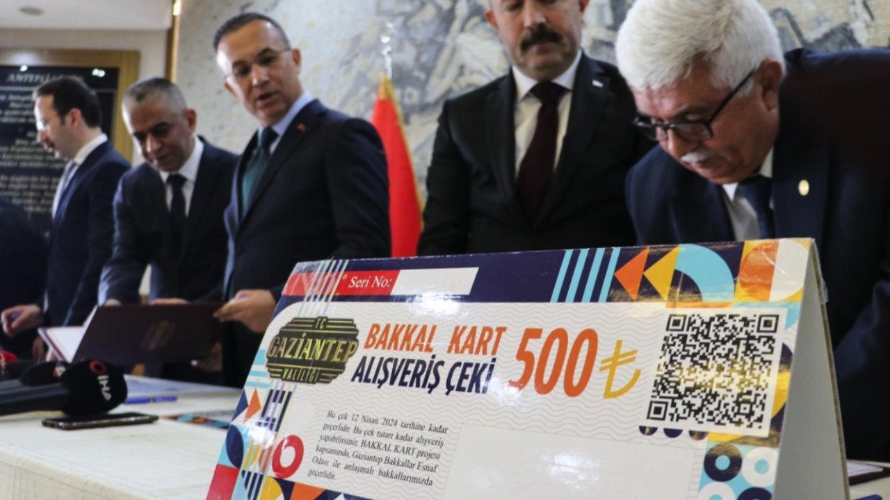 Gaziantep'te Vatandaşlara 500 TL'lik Bakkal Kart Dağıtılıyor! Firmalardan "Bakkal Kart" Projesine Milyonlarca Lira Destek