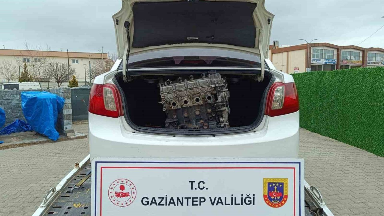 Gaziantep'te Jandarma’dan çalıntı araç motoru operasyonu