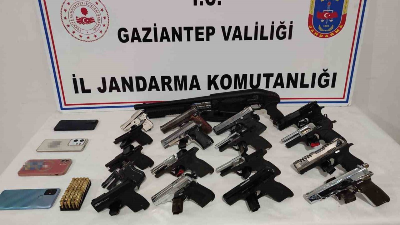 Gaziantep’te 18 adet ruhsatsız silah ele geçirildi