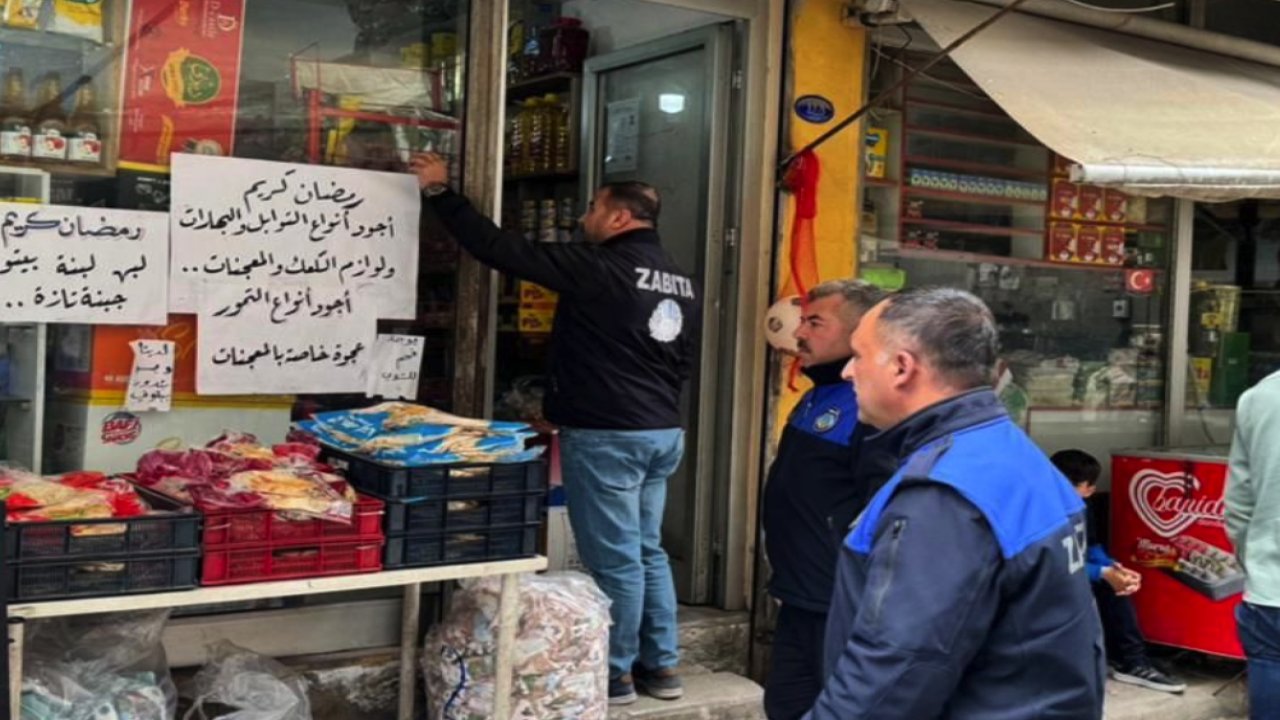 CHP'li başkan Kilis'te hızlı başladı! İş yerlerindeki Arapça tabela ve posterler söküldü