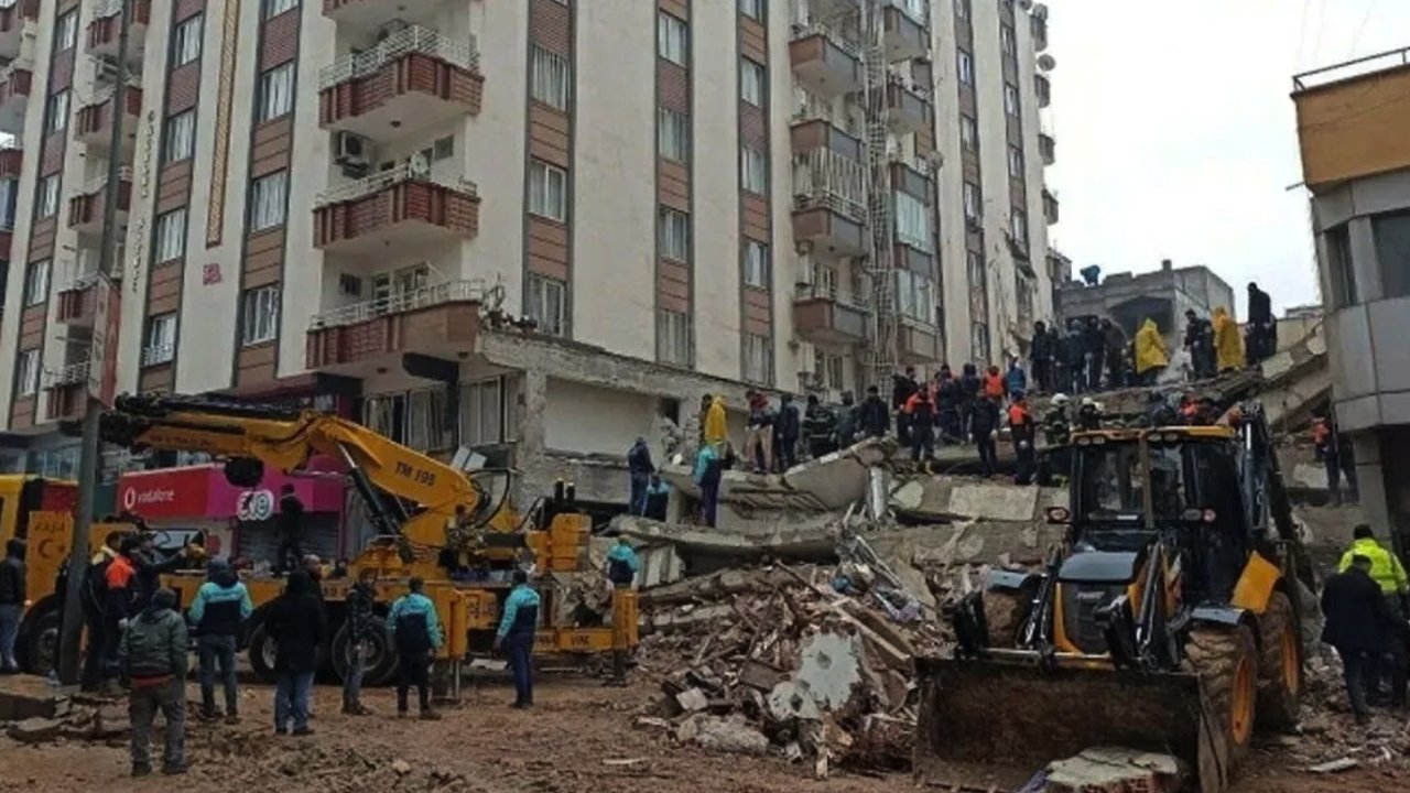 Gaziantep'te depremde 51 kişinin öldüğü Furkan Apartmanı'na ilişkin 6 sanığın yargılanması sürdü