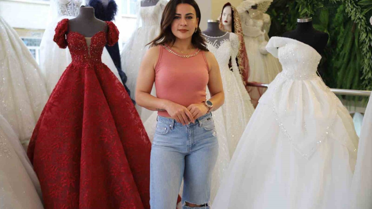 Gaziantep'te Gelinlik Fiyatları Cep yakıyor! Düğün sezonu yaklaştı, gelinlik fiyatları belli oldu