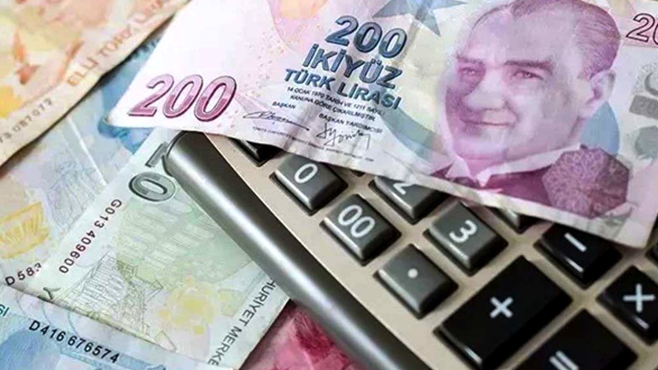 Emeklilere Çifte Promosyon Fırsatı: Akbank'tan Emeklilere 7500 TL Ek Ödeme