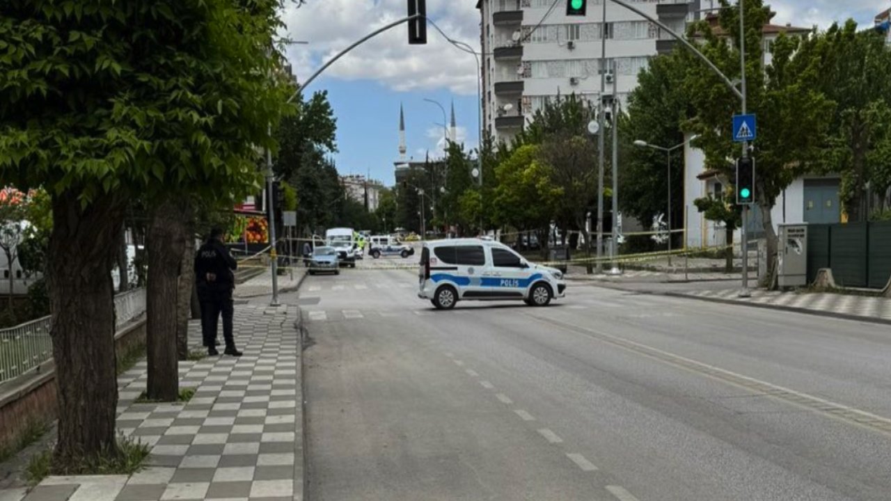Gaziantep'te Şüpheli Paket Paniği... Bomba İmha Ekipleri Olay yerinde