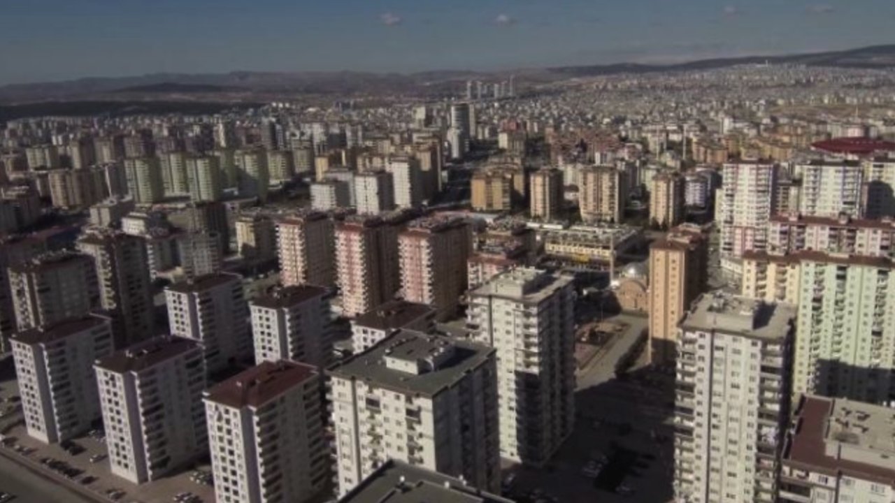 Gaziantep Karataş'ta Binalar İçin Ürküten Yıkım Çağrısı! O BİNALAR YIKILMALI